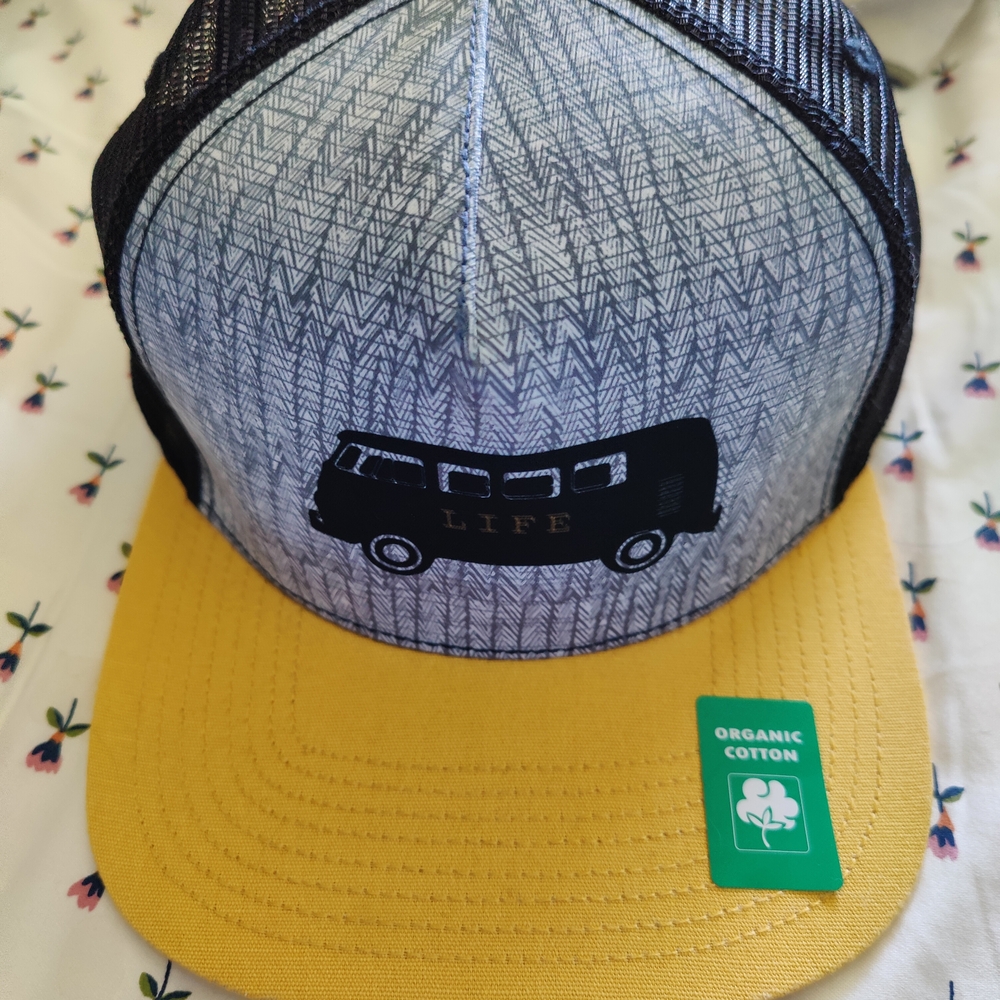 New With Tags Van Life Journeyman Trucker Hat Prana